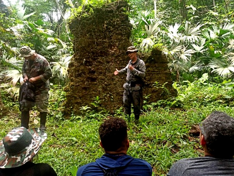 El explorador Luis Puleio se ha encargado de dar a conocer el sitio histórico haciendo giras gratuitas. Foto / Ana Quinchoa.